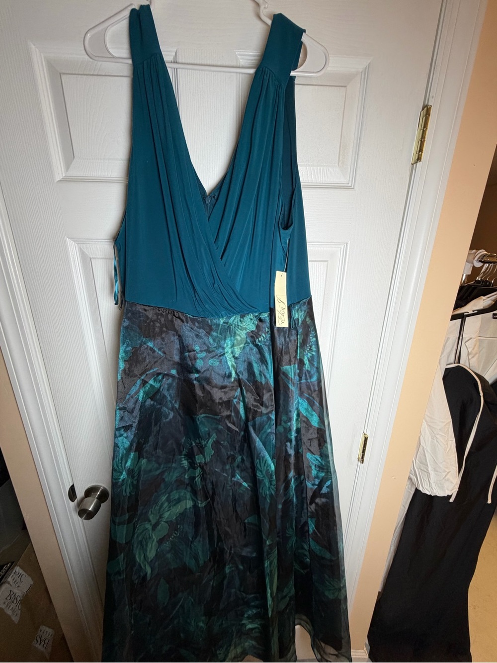 Eliza J Teal Floral V-Neck Maxi Dress - Picture 4 of 7